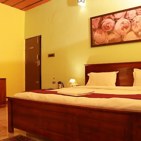 Premier Inn Yercaud Exterior photo