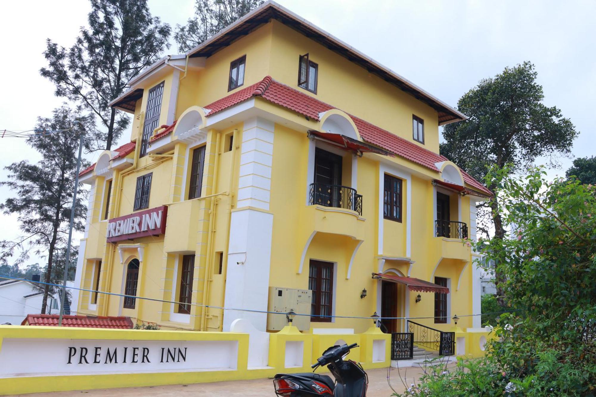 Premier Inn Yercaud Exterior photo